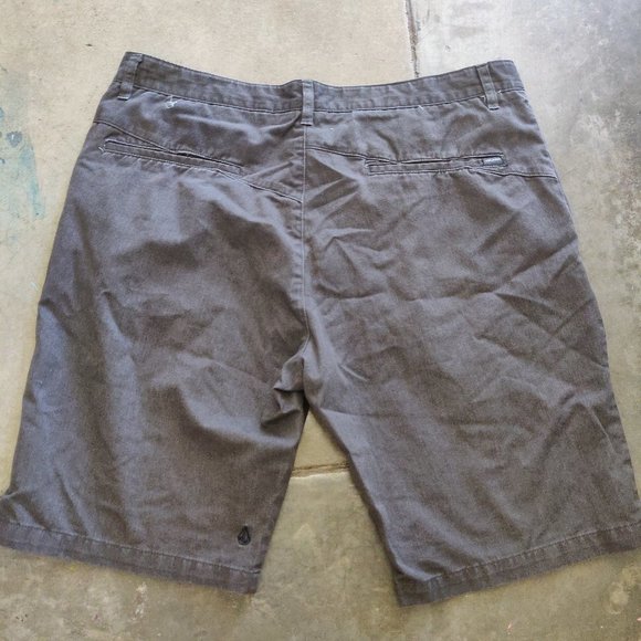 Men's Volcom Grey Chino Shorts - Picture 3 of 4